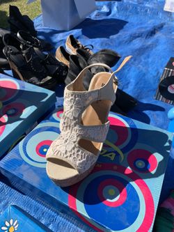 Size 7 Shoe