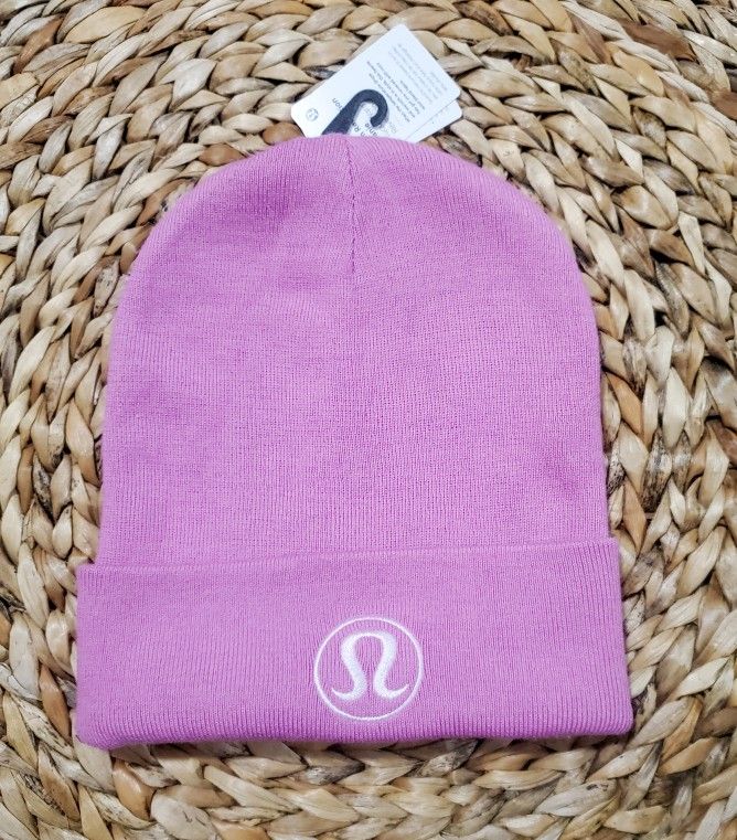 Lululemon Warm Revelations Beanie Dhalia Mauve/Meadow Pink size s/m - With Tags