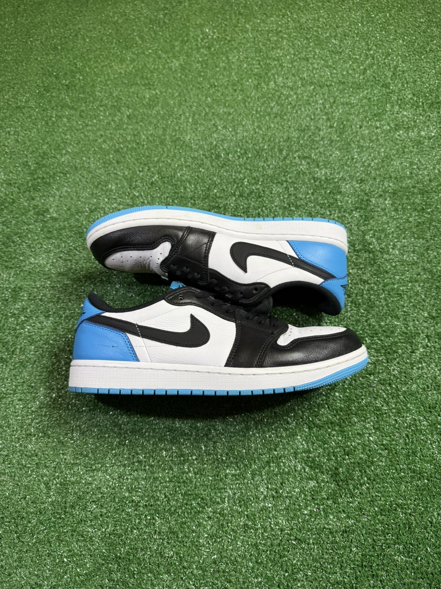 Jordan 1 Low Powder Blue
