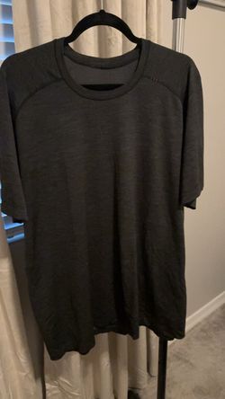 Lululemon men’s metal vented tech size 2x