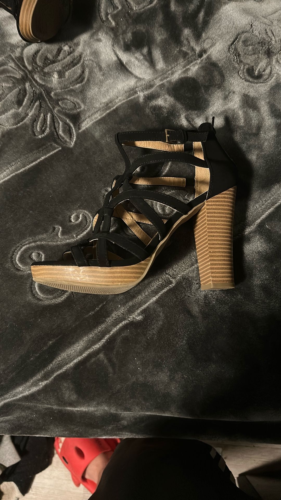 4 inch heels size 8.5