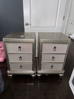 Hollywood Regency Metallic Silver & Glitter 3-Drawer Nightstands – Pair
