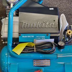 Makita, Portable 2 HP 2.6 Gal Air Compressor🔥