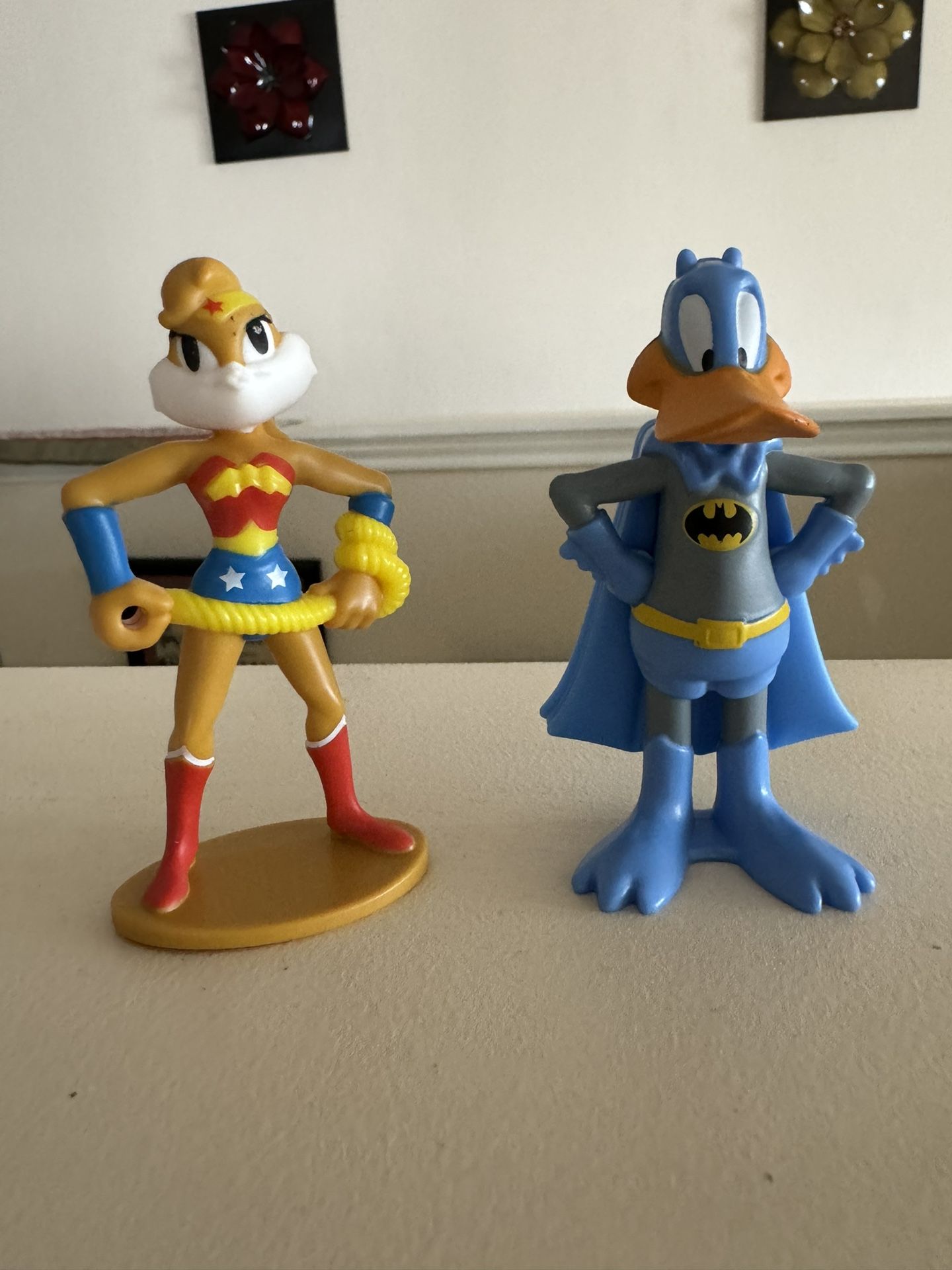 Daffy Duck Lola Burger King DC Justice League Looney