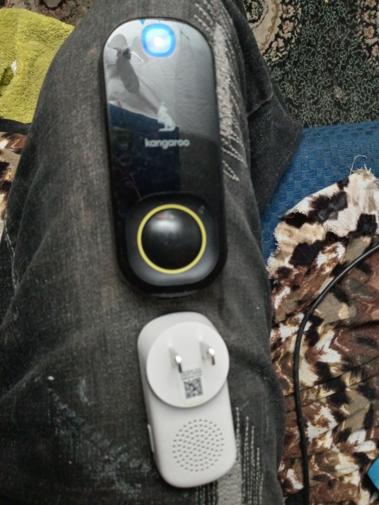 Kangaroo Doorbell And Chime Screw In Or Peel And Stick Placement Download App Very Easy To Use@$20 Only Downloaded App Never Mounted Or Used