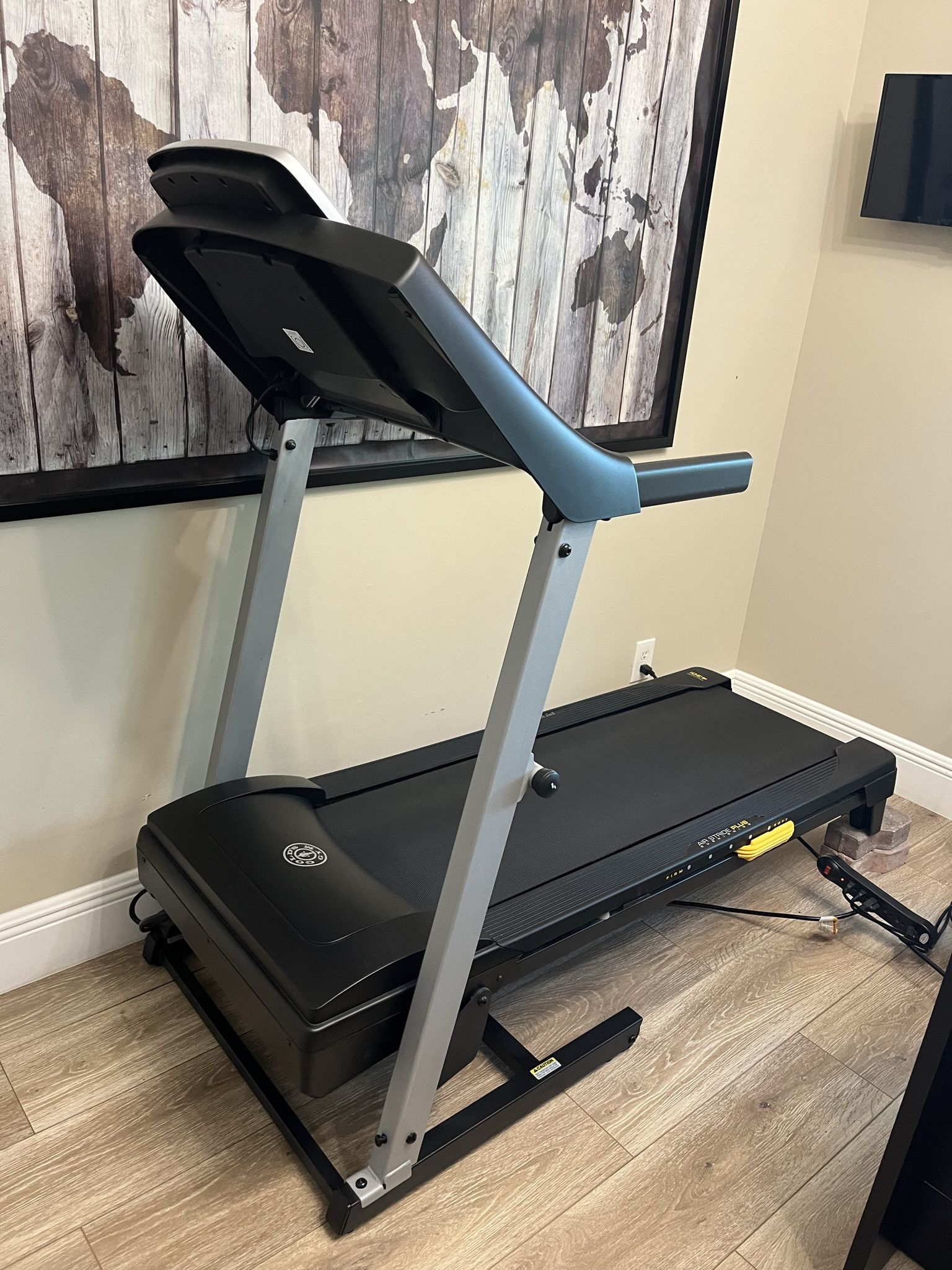 Gold's Gym 430i Treadmill