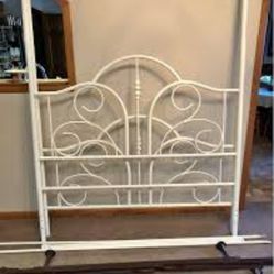 Full Size Canopy Bed With Bed Frame