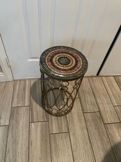 round side table 12"xH21"