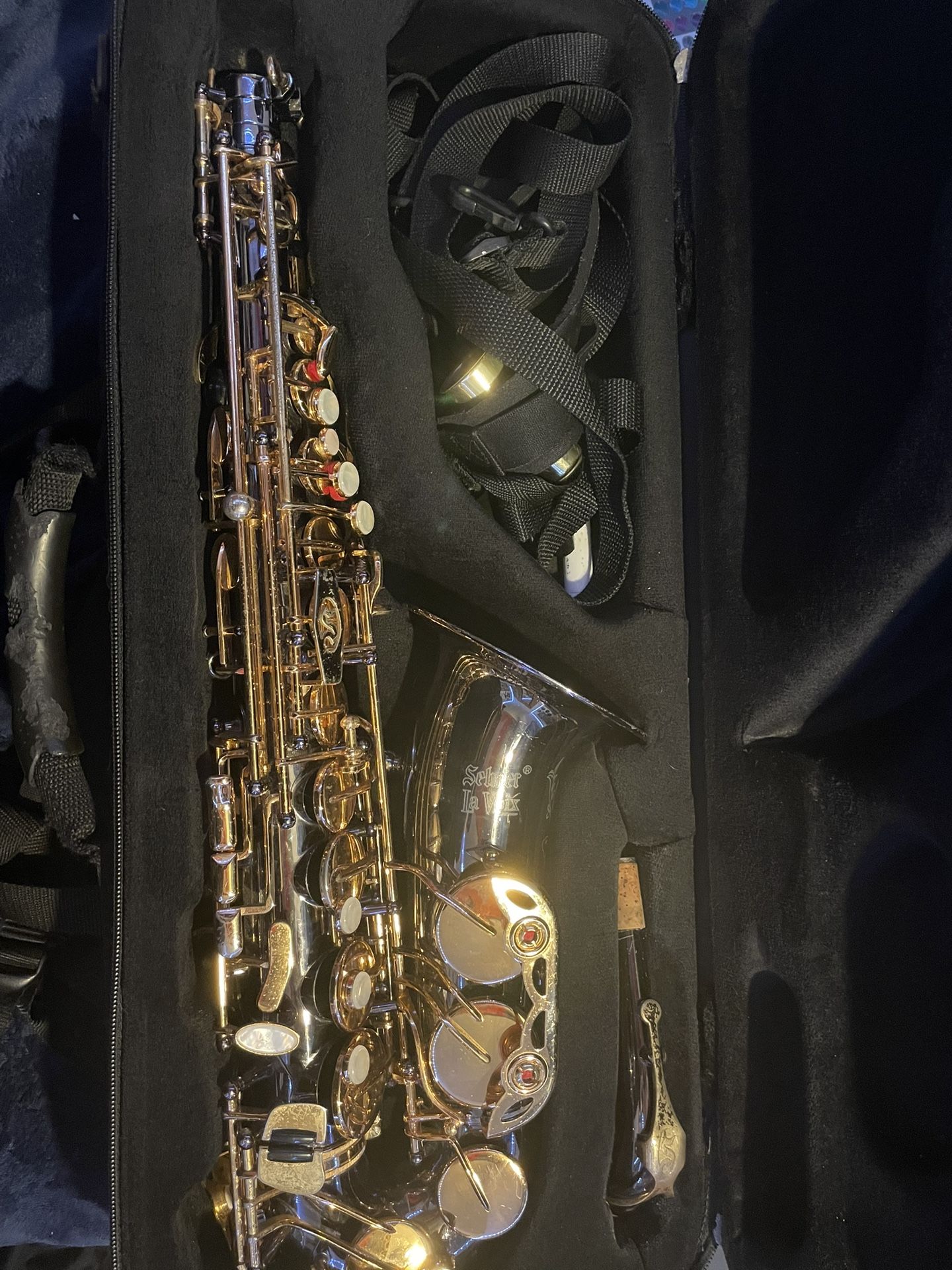 Selmer Alto Saxophone AK083