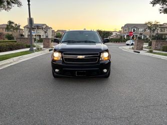 08 Chevy Tahoe LT , Full Options , Clean title, Good Condition