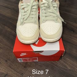 Size 7 (Women’s) - Nike Dunk Low