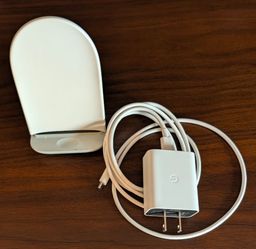 Goggle Pixel Stand Gen 2 Wireless Charger