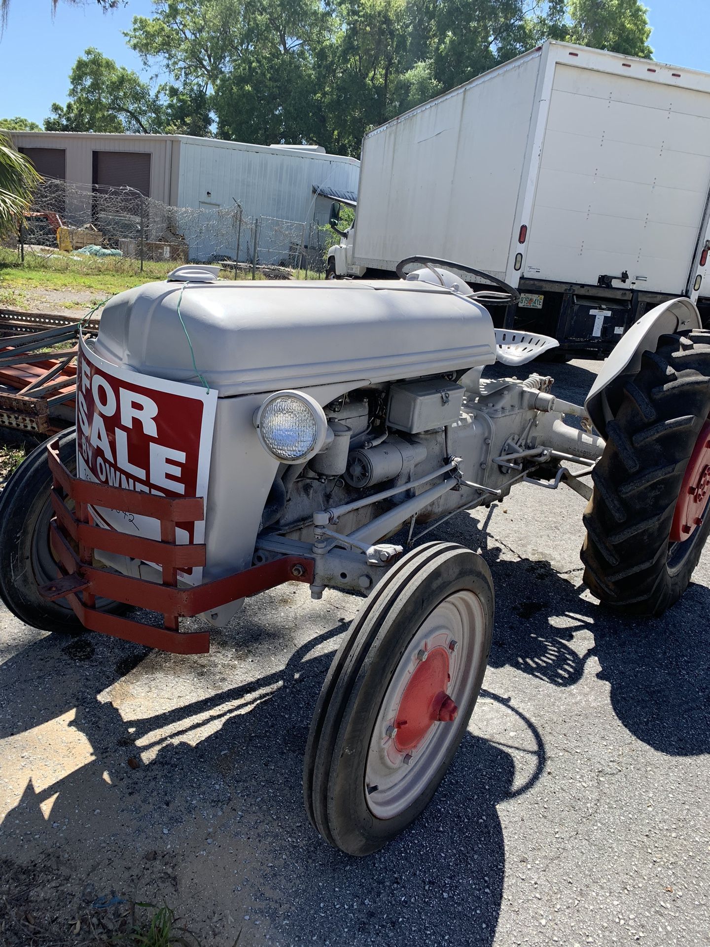 Tractor Ford