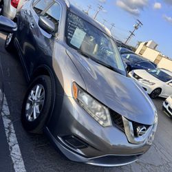 2016 Nissan Rogue 