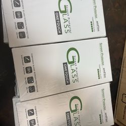 17 pro max screen protectors