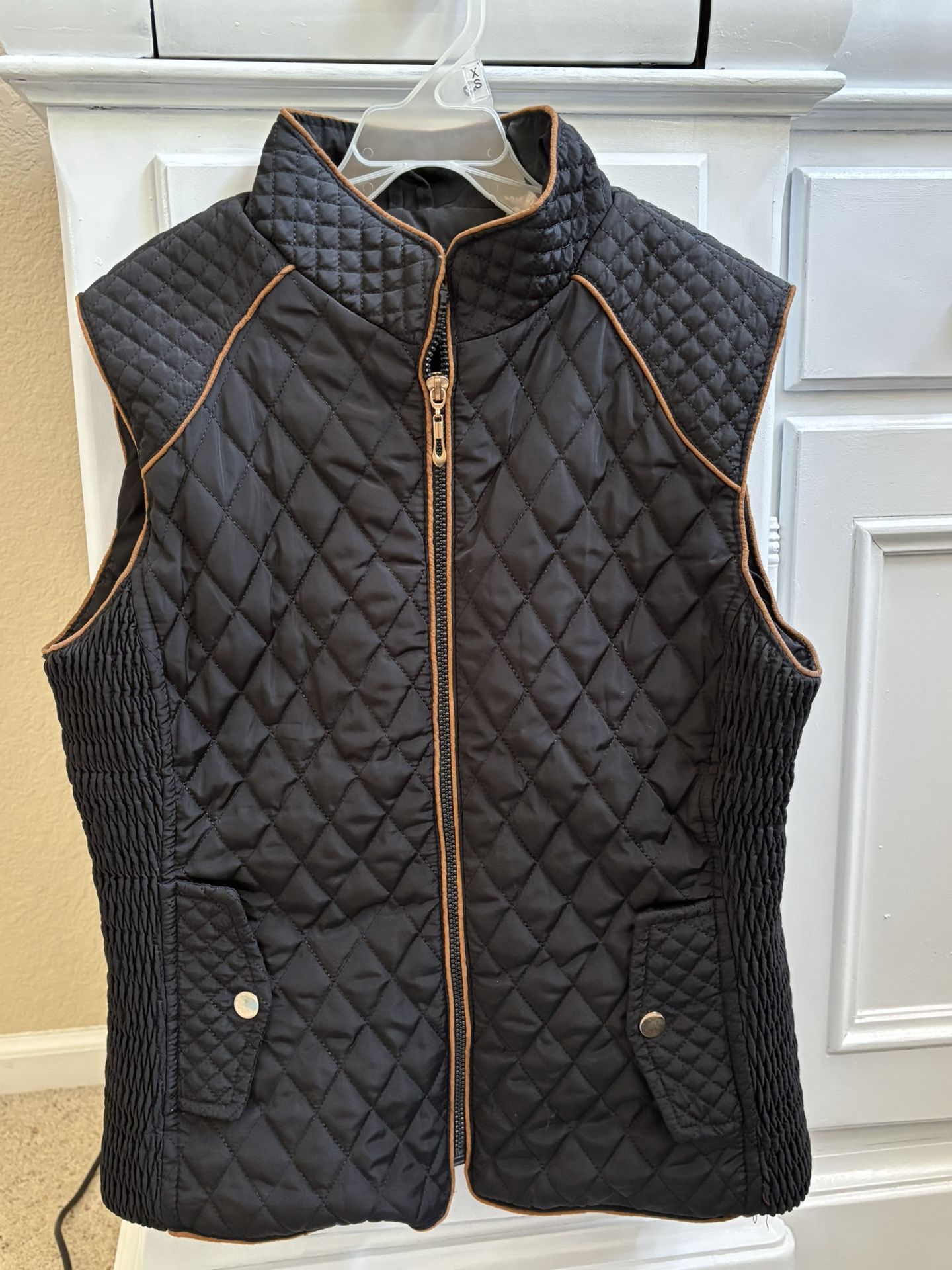 Lee Hanton Women’s Quilted Vest 