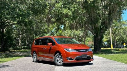 2018 Chrysler Pacifica Hybrid