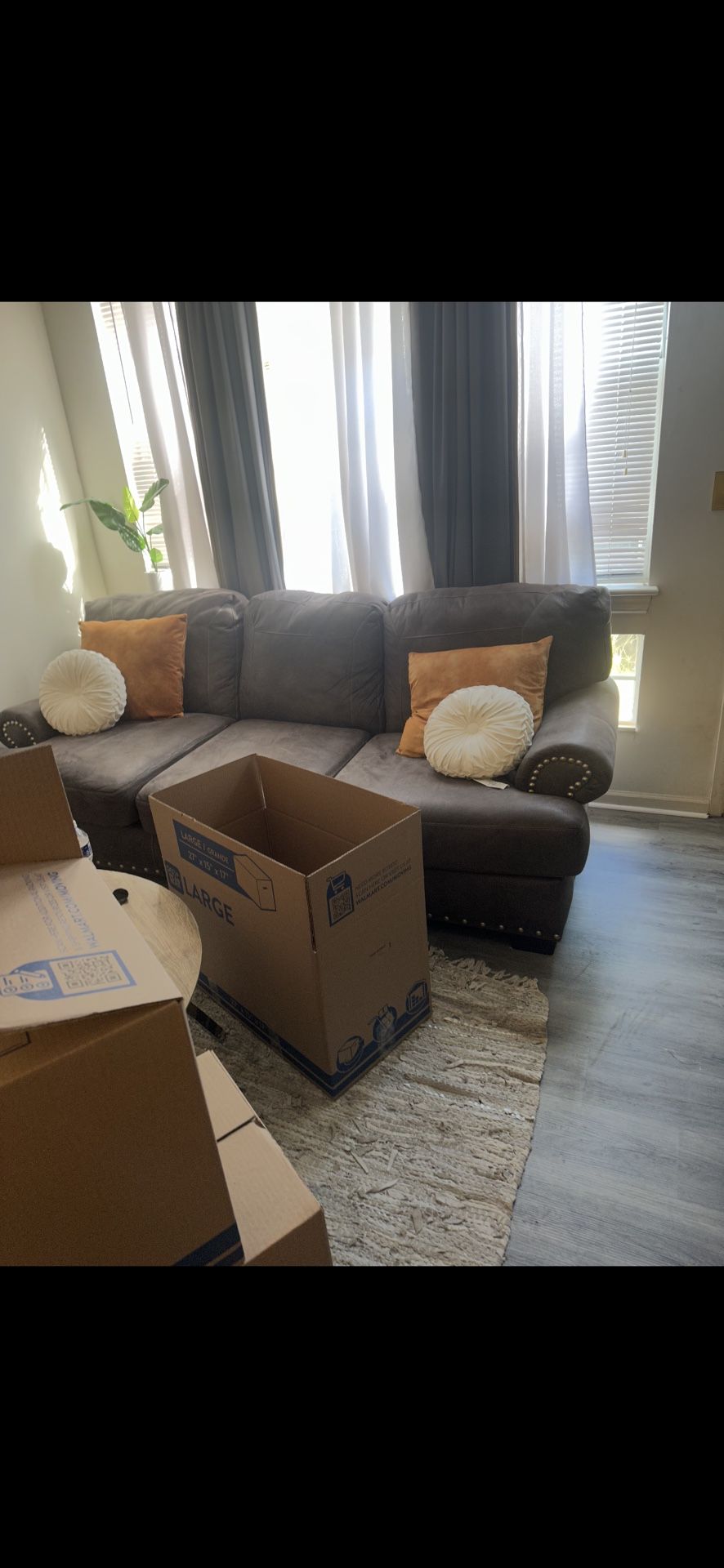 Sofa Set $450