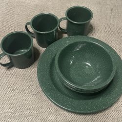 Camping Dinnerware Set
