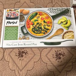 Parini 9” Cast Iron Round Pan
