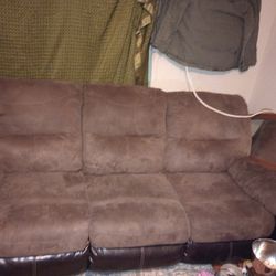 Good Couch Hate To Lose It 100 Bucks Got A Couple Of Burn Marks On One Of The Armrest Other Than That Very Comfortable And In Good Shape