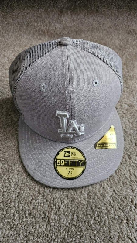 Dodgers Baseball Hat 59FIFTY 7 3/4 ( Large Size)