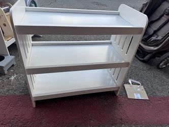 Triple bunkbed for dolls