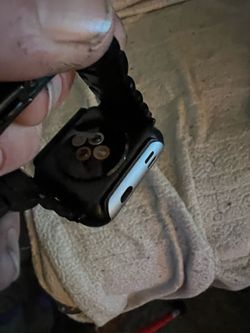 ⌚ Apple Watch Series 3 (42mm, GPS) — $50 OBO
