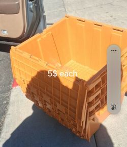 Heavy  duty storage bins