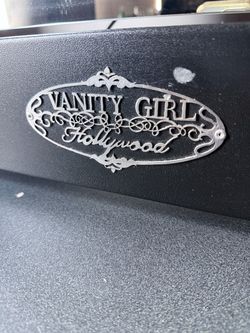 Vanity Girl Hollywood pickup only