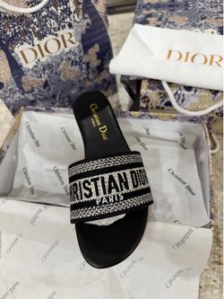Dior Dway Slides 🔥