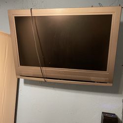 Older Sylvania TV