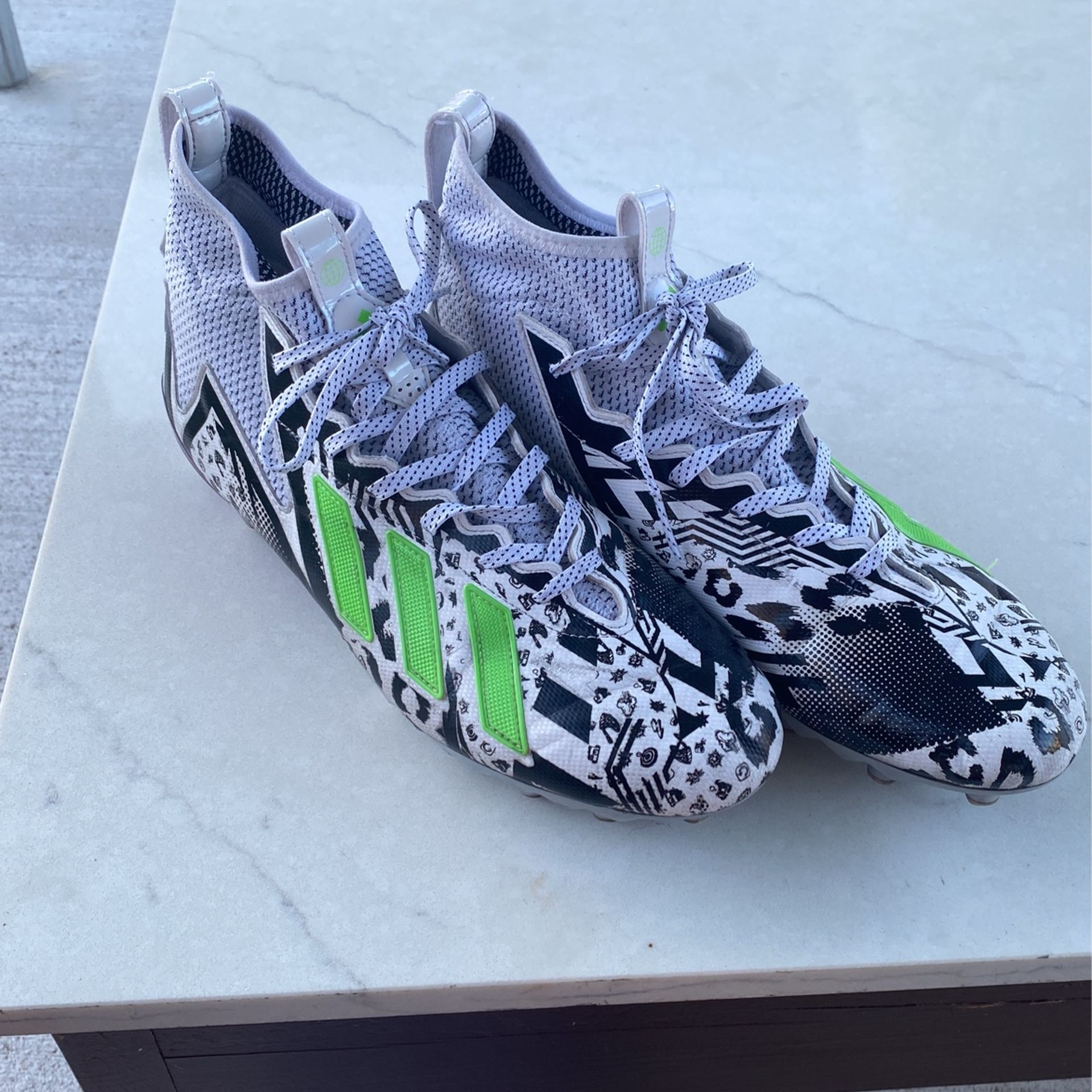 Football cleats