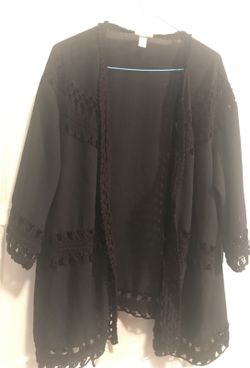 Beautiful Blk cardigan thin