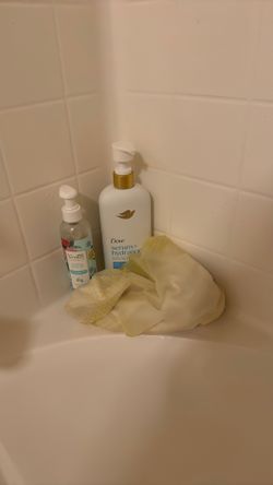 Assorted Bathroom Products