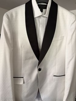 White tuxedo