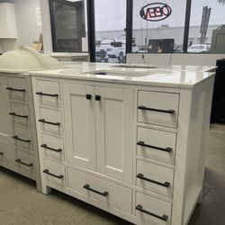 Bathroom vanity cabinet 42” solid mango Quartz top with sink and backsplash 