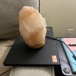 Lovely Salt Rock Lamp