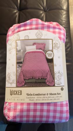 Twin comforter