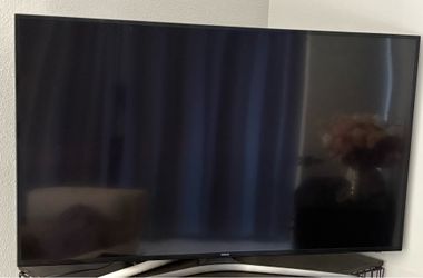 Samsung 65” Smart Tv