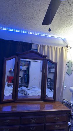 Dresser