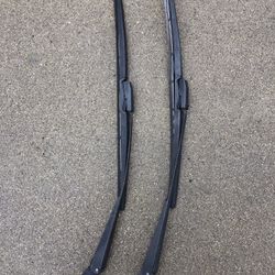 Genuine BOSCH Germany BMW E30 Windshield Wipers Arms Two Michelin Wiper Blades Set Pair Left Right Coupe Convertible Sedan Wagon M3