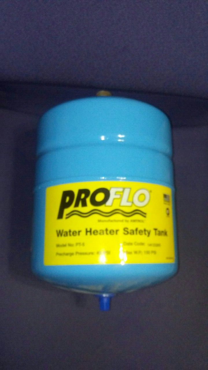 Good condition ProFlo water heater safety tank PT-5 for Sale in Cape Coral,  FL - OfferUp