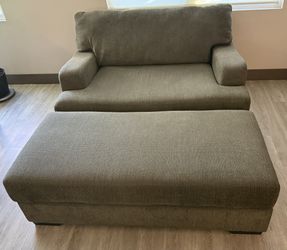 Selling our Living Spaces Quantum love seat and ottoman in excellent condition!