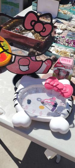 Hello Kitty Jewelry Stand, Wall Clock, and Flocked Figure Bundle