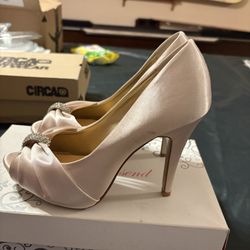 Lulu Townsend Formal Dress Shoes Size 8.5