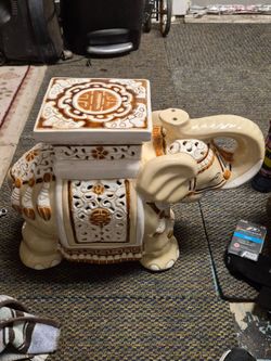 Garden seat elegant