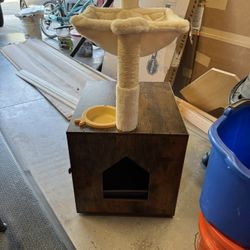 New Cat Post/litter Box