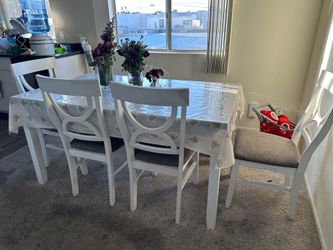 Dinning table