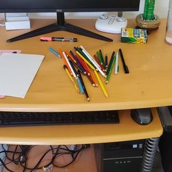 Free Computer Desk 
